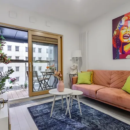 Luxury On Grzybowska Street In * Warszawa